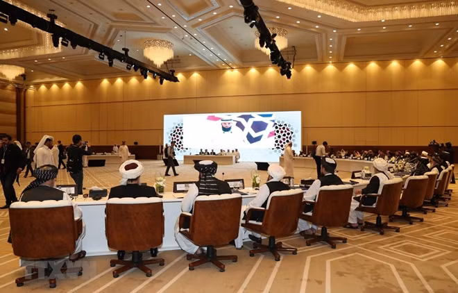 Toàn cảnh vòng đàm phán hòa bình Afghanistan ở Doha, Qatar. (Ảnh: TTXVN)