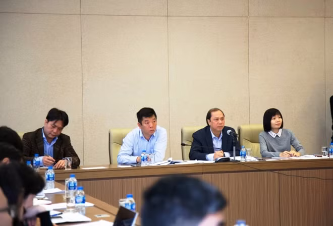 Thứ trưởng Bộ Ngoại giao Nguyễn Quốc Dũng, Tổng thư ký Uỷ ban Quốc gia ASEAN 2020, Trưởng Tiểu ban Nội dung chủ trì cuộc họp.