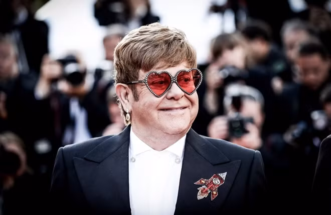 Sir Elton John tiếp tục được vinh danh trong năm 2020. Ảnh Getty Images.