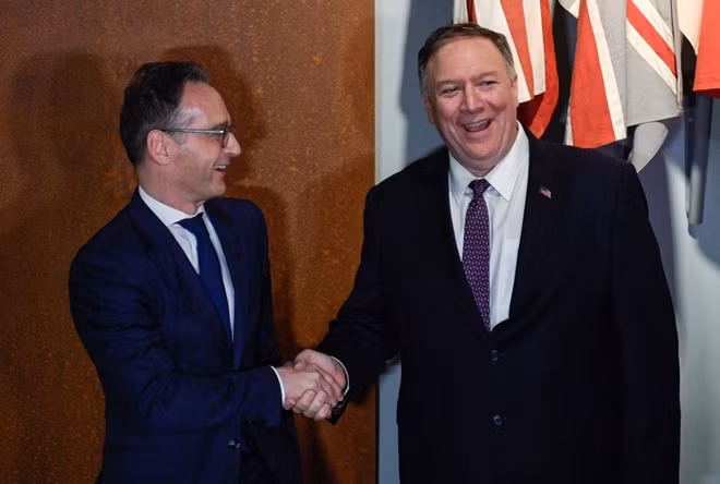 Ngoại trưởng Đức và Mỹ tại một sự kiện Leipzig. Ảnh Reuters.