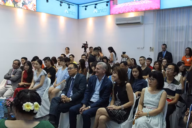 Buổi ra mắt nhận được sự quan tâm của đông đảo bạn đọc