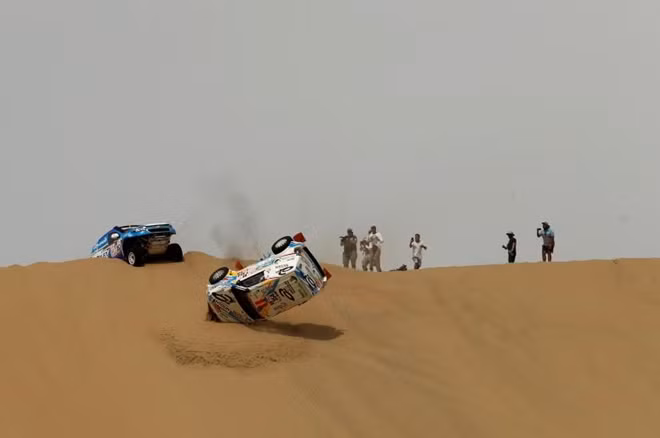 Giải đua Dakar 2018 là lần thứ 40 cuộc đua này được tổ chức. Ra đời năm 1978, một năm sau khi người khai sinh ra nó, tay đua người Pháp Thiery Sarbine có cơ hội trải nghiệm khi bị lạc vào sa mạc trong một cuộc đua năm 1977