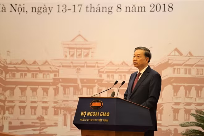 Bộ trưởng Tô Lâm chỉ ra 5 nguy cơ lớn mà công tác bảo vệ an ninh của đất nước đang phải đối mặt