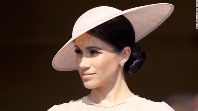 Công nương Meghan xuất hiện xinh đẹp và nhẹ nhàng. Ảnh Getty Images