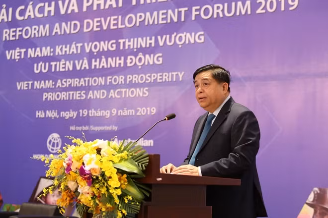 Bộ trưởng Bộ KH&ĐT Nguyễn Chí Dũng phát biểu tại Diễn đàn.