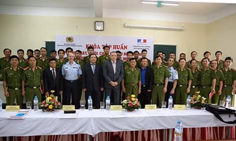 Các đại biểu tại Lễ khai giảng Khóa tập huấn