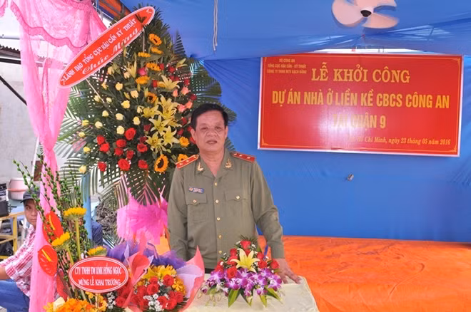 Trung tướng Lê Văn Minh phát biểu tại buổi lễ.