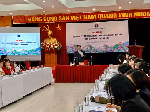 Sớm có hành lang pháp lý cho khám, chữa bệnh từ xa