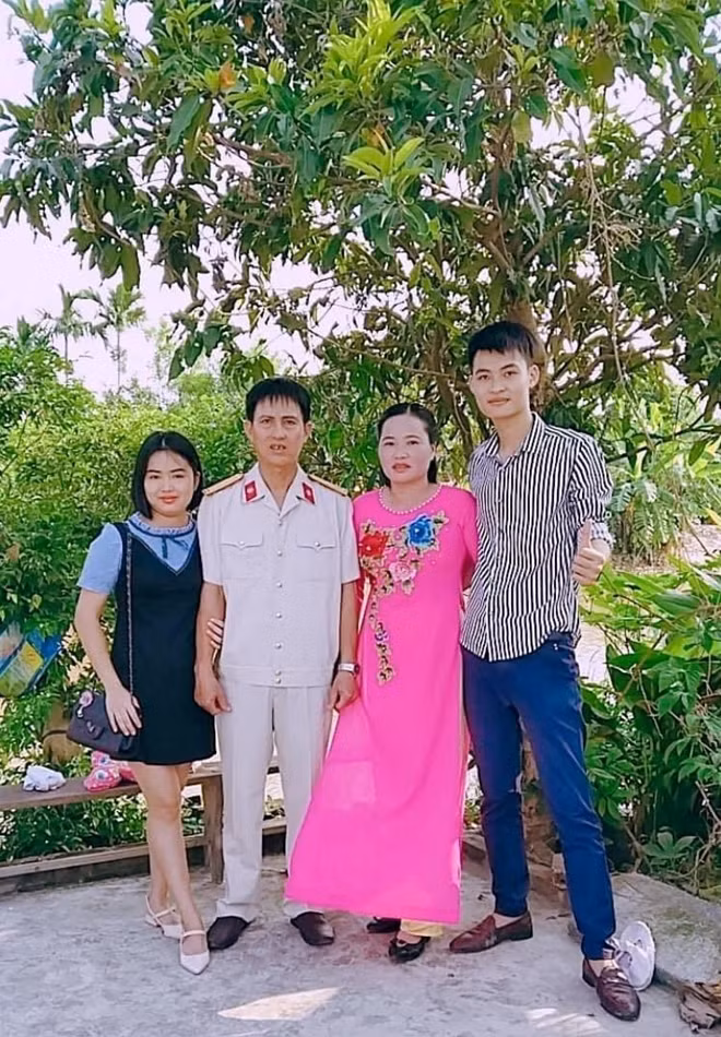 Diệp đã có những tháng năm hạnh phúc bên gia đình.