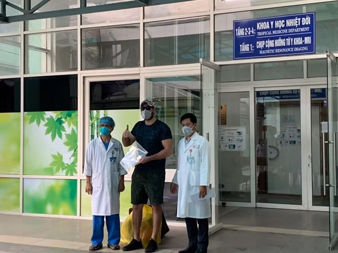 Bệnh nhân người Mỹ được Bệnh viện Đà Nẵng công bố khỏi bệnh