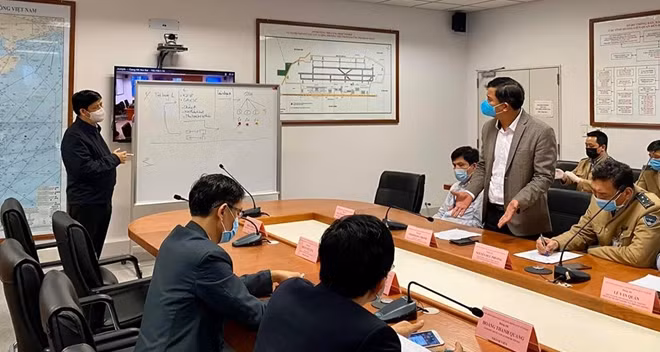 Cuộc họp bàn giữa các lực lượng để tìm cách tháo gỡ ách tắc tại sân bay Nội Bài