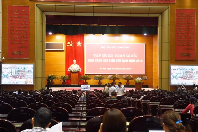 Hội nghị tập huấn Luật Cảnh sát biển Việt Nam kết nối với 73 điểm cầu
