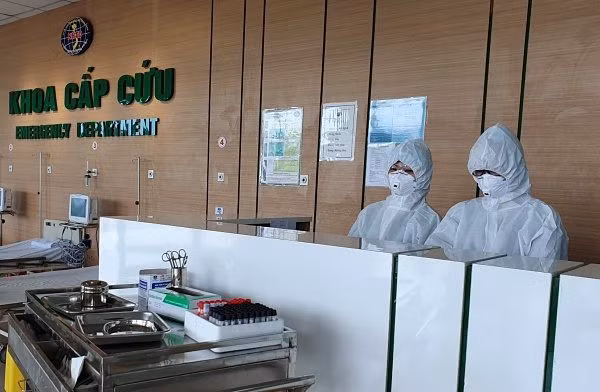 Bệnh viện Bệnh Nhiệt đới Trung ương chuẩn bị cơ sở chật để đó đón 120 bệnh nhân dương tính từ Châu Phi về nước,