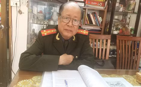 Đại tá Nguyễn Quang Ngọc kể chuyện.
