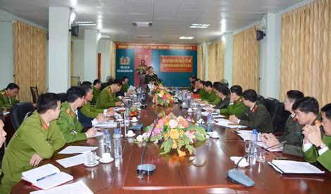 Thứ trưởng Nguyễn Văn Sơn làm việc với Trại giam Quảng Ninh.