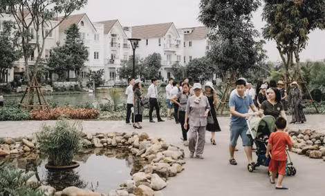 Ấn tượng đầu tiên của khách tham quan đối với các dự án của Vinhomes là cảnh quan và tiện ích nội khu vừa đảm bảo tiện nghi, vừa mang đến không gian sống sinh thái