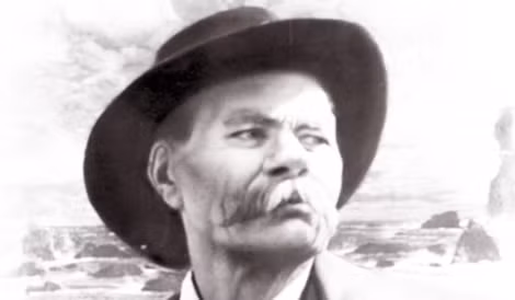 Văn hào Nga Maksim Gorky.
