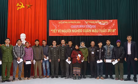 Tết về sớm trên dải đất miền Trung 