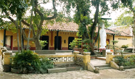 Chùa Giác Lâm - TP Hồ Chí Minh.
