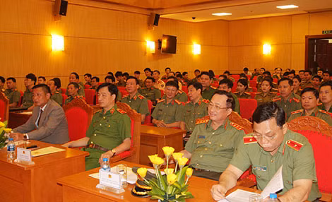 Thứ trưởng Nguyễn Văn Thành cùng các đại biểu dự Hội nghị. Thứ trưởng Nguyễn Văn Thành cùng các đại biểu dự Hội nghị.