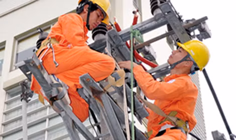 Khẩn trương hoàn thiện, đưa các công trình vào vận hành theo đúng kế hoạch