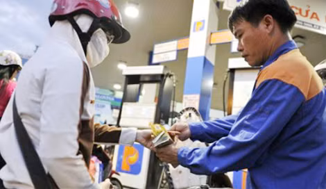 Giá xăng, dầu bán lẻ trong nước đồng loạt tăng từ 15h ngày 19-1.