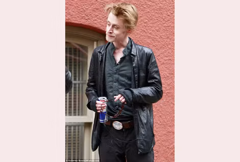 Vì ma túy, không ai nhận ra Macaulay Culkin lừng lẫy một thời trong siêu phẩm điện ảnh "Ở nhà một mình".