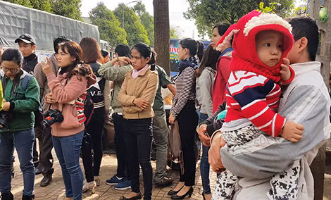 Rất nhiều giáo viên băn khoăn lo lắng trước nguy cơ mất việc. Rất nhiều giáo viên băn khoăn lo lắng trước nguy cơ mất việc.