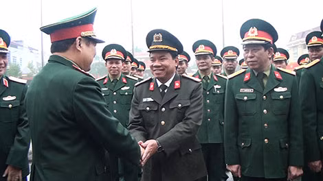 Đại tướng Ngô Xuân Lịch làm việc tại tỉnh Hưng Yên.