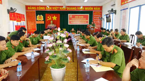 Cảnh sát điều tra tội phạm về trật tự xã hội Công an 6 tỉnh tổ chức hội nghị sơ kết.