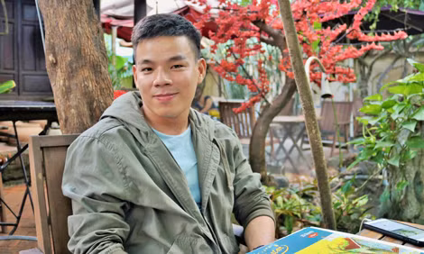 Họa sĩ Sỹ Trần.