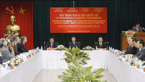 Các đại biểu tại Hội thảo.