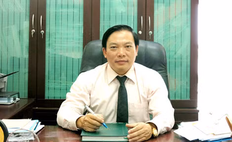 TS. Hoàng Đình Cảnh