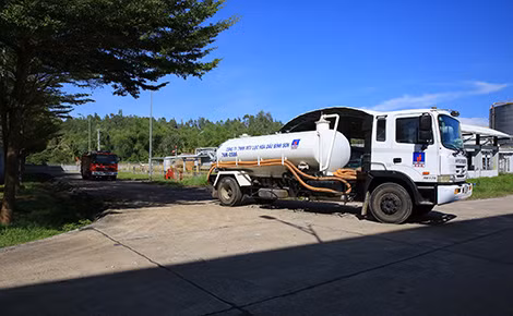 Xe PCCC và xe bồn nước của Công ty BSR tham gia hỗ trợ vận hành Xe PCCC và xe bồn nước của Công ty BSR tham gia hỗ trợ vận hành