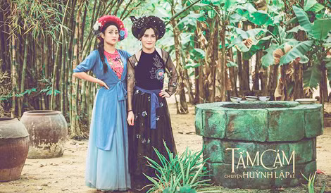 Huỳnh Lập (phải) của nhóm hài "DAMtv" trong sản phẩm "Tấm Cám chuyện Huỳnh Lập kể" ra mắt tháng 5/2017. Huỳnh Lập (phải) của nhóm hài "DAMtv" trong sản phẩm "Tấm Cám chuyện Huỳnh Lập kể" ra mắt tháng 5/2017.