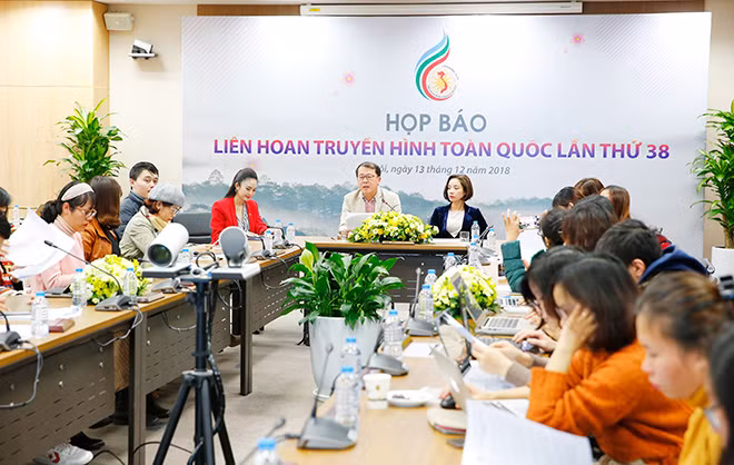 Ban tổ chức thông tin với báo chí về LHTHTQ năm 2018 vừa qua tại Hà Nội. Ban tổ chức thông tin với báo chí về LHTHTQ năm 2018 vừa qua tại Hà Nội.