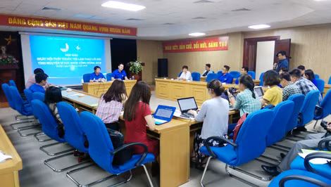 Quang cảnh buổi họp báo.