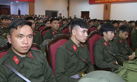 Các chiến sĩ tham gia phục vụ có thời hạn trong CAND năm 2018.