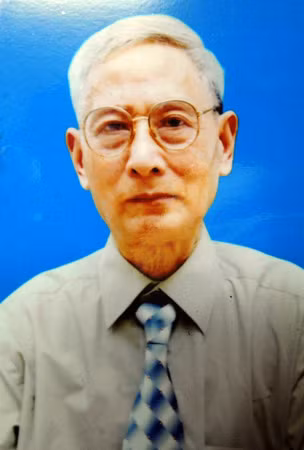 Nhà văn Triệu Huấn. Nhà văn Triệu Huấn.