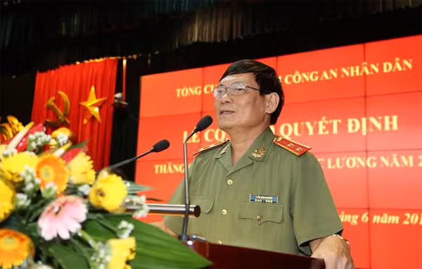 Trung tướng Trần Văn Nhuận, Phó Bí thư Đảng ủy, Phó Tổng cục trưởng Tổng cục Chính trị CAND phát biểu tại buổi Lễ.