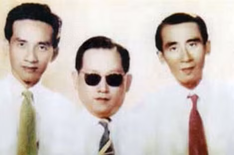 Ba danh cầm Năm Cơ - Văn Vỹ - Bảy Bá.