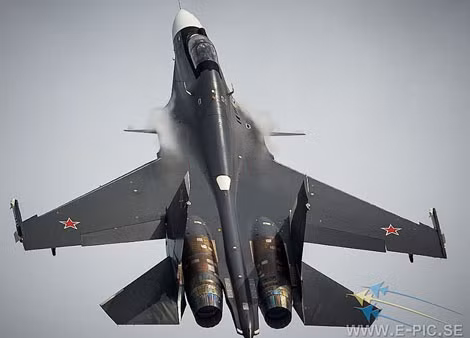 Chiến đấu cơ Su-30SM.