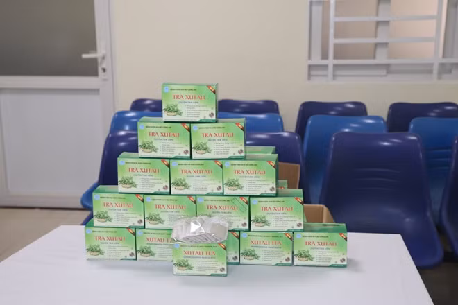 Sản phẩm đã được đội ngũ y bác sĩ YHCT của Bệnh viện khẩn trương nghiên cứu, bào chế thành công trong 6 tháng.