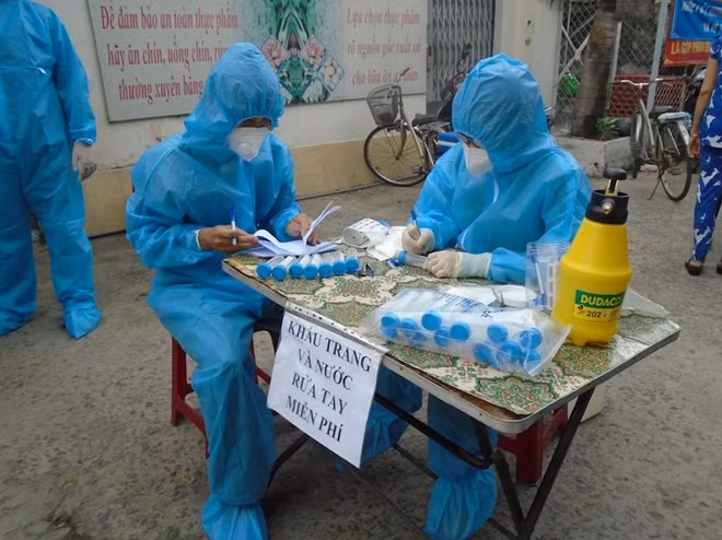 Chuẩn bị công tác lấy mẫu xét nghiệm