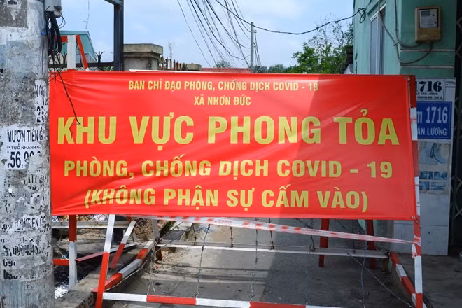 TP Hồ Chí Minh sẽ tăng cường nhiều giải pháp mạnh hơn theo chỉ thị 16, nơi nào tiếp diễn tình trạng tụ tập, vi phạm giãn cách sẽ xử lý trách nhiệm người đứng đầu.