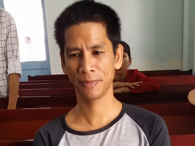 Nguyễn Hữu Vinh lãnh án 30 tháng tù vì hành vi "giao cấu với trẻ em"