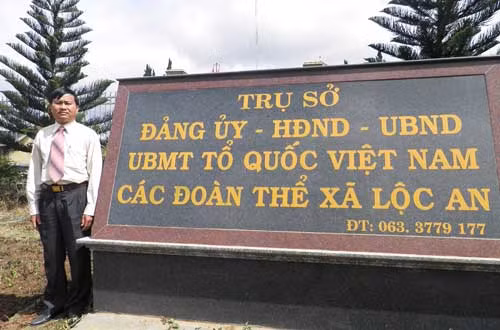 Bí thư Võ Hữu Hỷ.