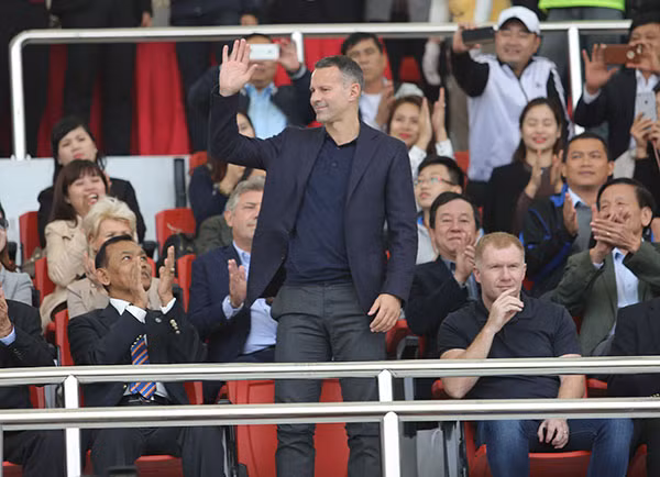 Ryan Giggs muốn biến giấc mơ World Cup của các học viên PVF thành hiện thực.