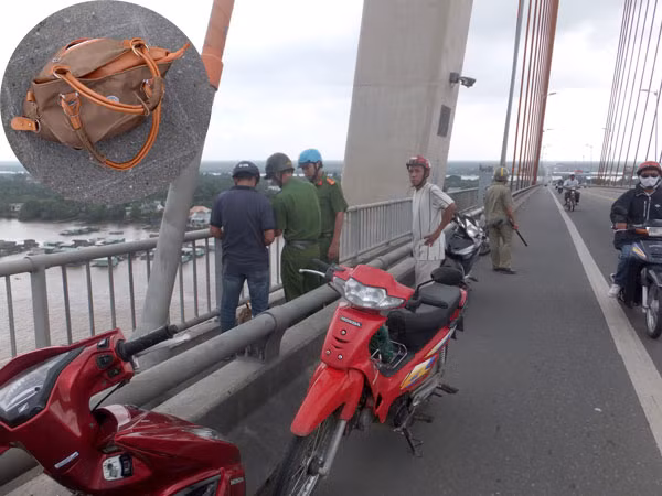 Hiện trường vụ việc và chiếc túi xách nạn nhân bỏ lại (ảnh nhỏ).