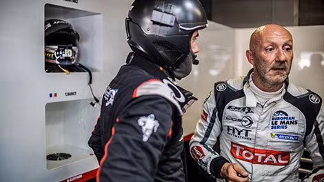 Fabien Barthez trong giải đua Le Mans.